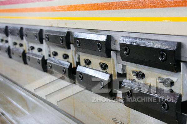 夾具.jpg 夾具.jpg