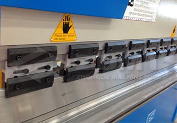 夾具.jpg 夾具.jpg